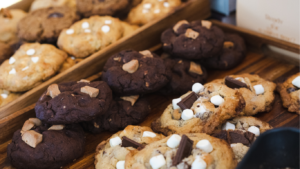 Read more about the article 18-Year-Old Tiana’s Sweet Fresh Cookies: Delicious Culinary Success