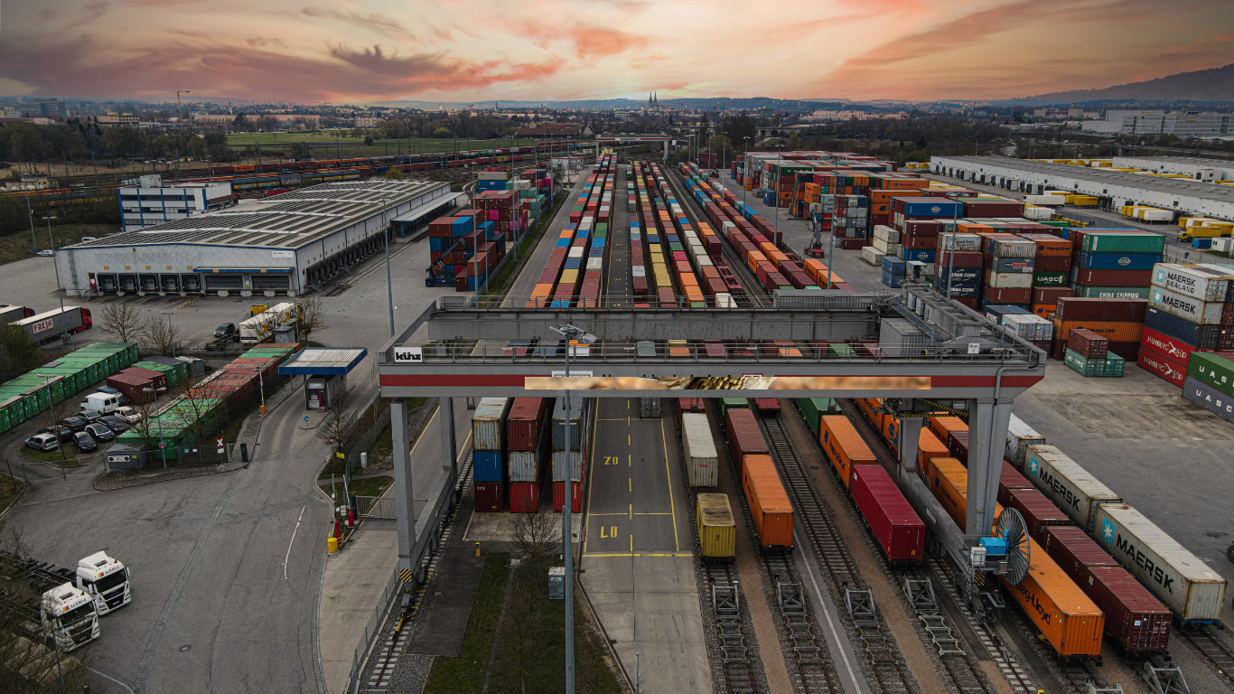 Roadrunner Freight Tracking